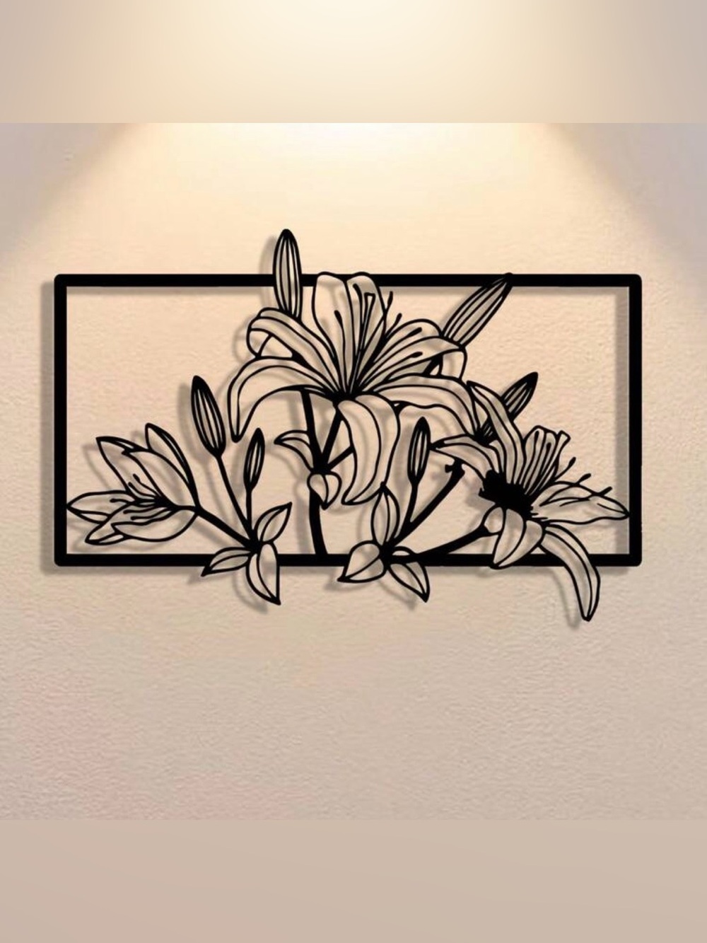 Elegant Metal Lily Flower Wall Decor, Multipurpose Indoor/Outdoor Wall Hanging